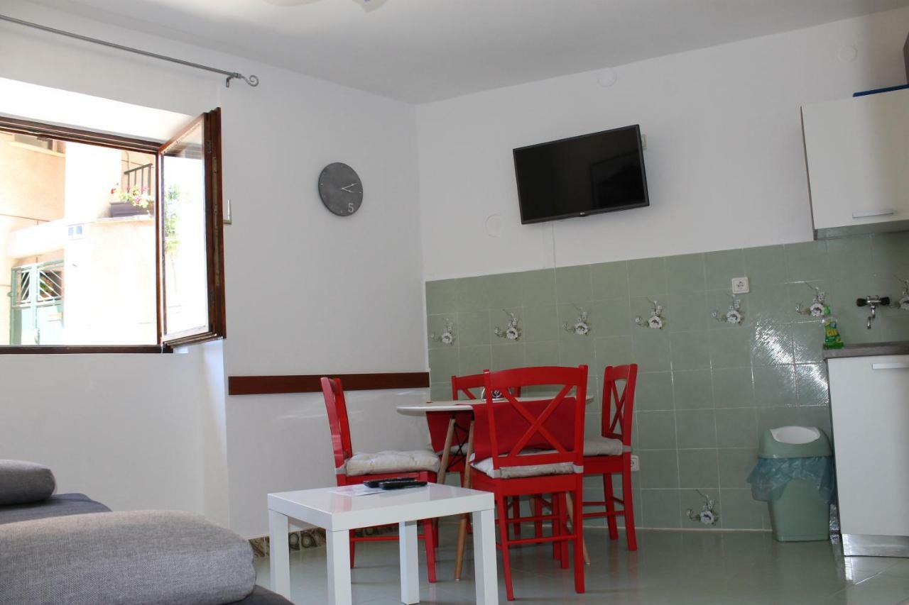 Illy City Centre Apartment Šibenik Exterior foto